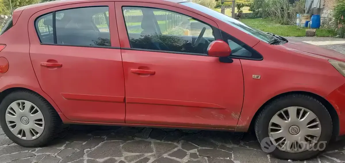 Usata Opel Corsa 80 CV (58 kW) 2008 Rosso Utilitaria