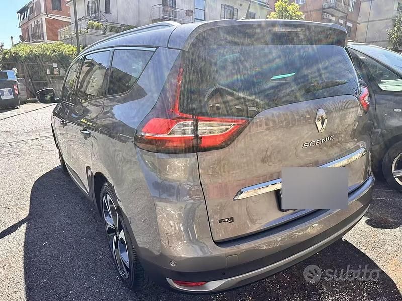 Usata Renault Mégane Coupé 131 CV (96 kW) 2019 Grigio Coupé