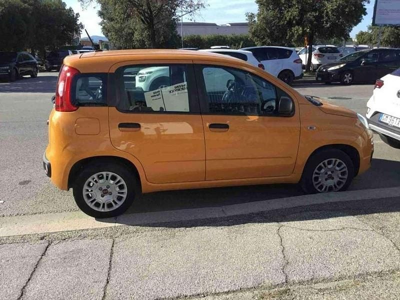 Usata Fiat Panda Easy 69 CV (50 kW) 2020 Arancione Utilitaria