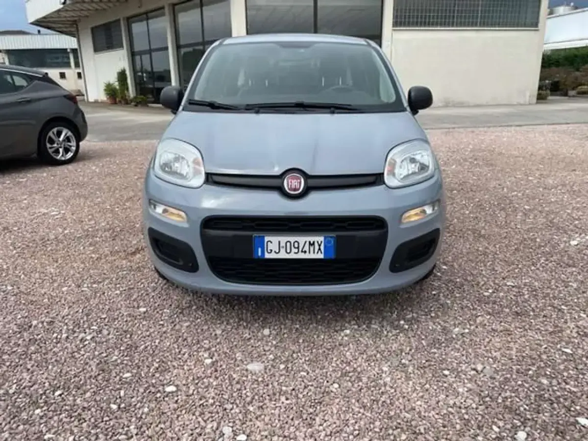 Usata Fiat Panda S 69 CV (50 kW) 2022 Grigio Utilitaria