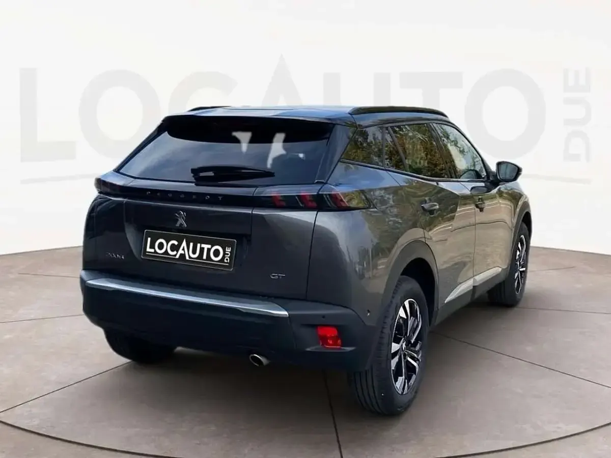 Usata Peugeot 2008 GT 131 CV (96 kW) 2022 Grigio SUV