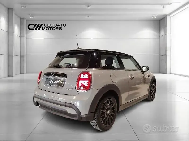 Usata Mini Cooper 136 CV (100 kW) 2022 Grigio Utilitaria