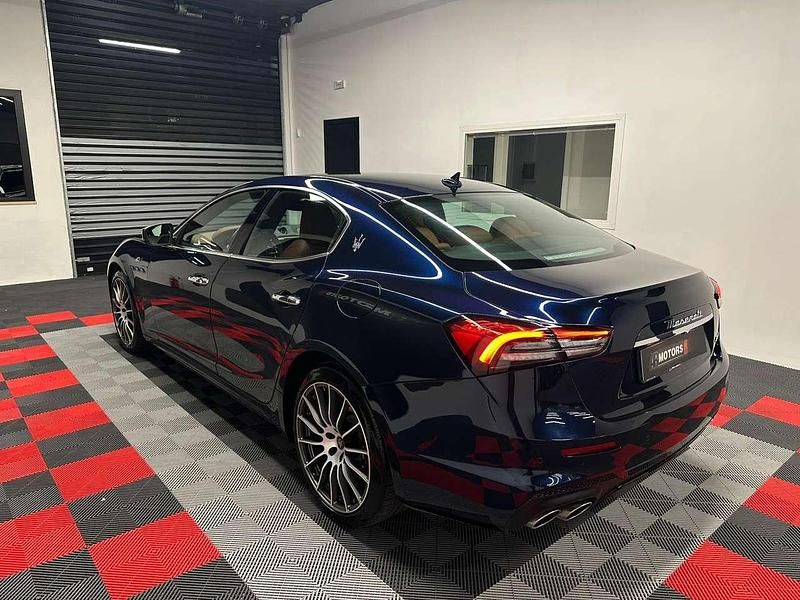 Usata Maserati Ghibli GT 330 CV (242 kW) 2023 Blu/azzurro Berlina
