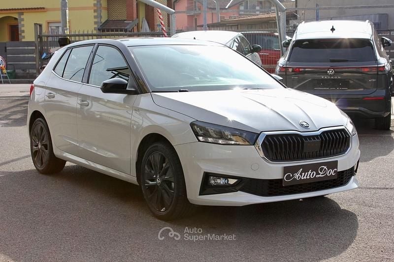Usata Skoda 110 R Style 110 CV (80 kW) 2022 Bianco Berlina