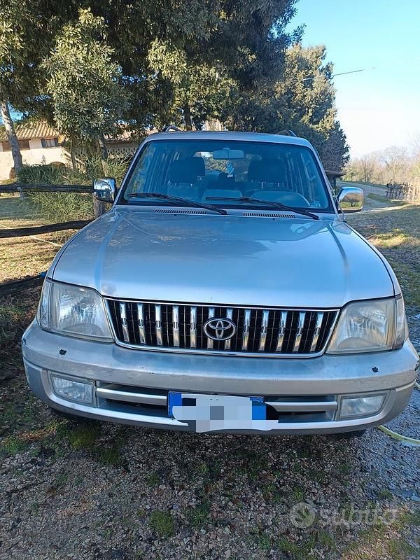 Usata Toyota Land Cruiser 2001 Grigio SUV