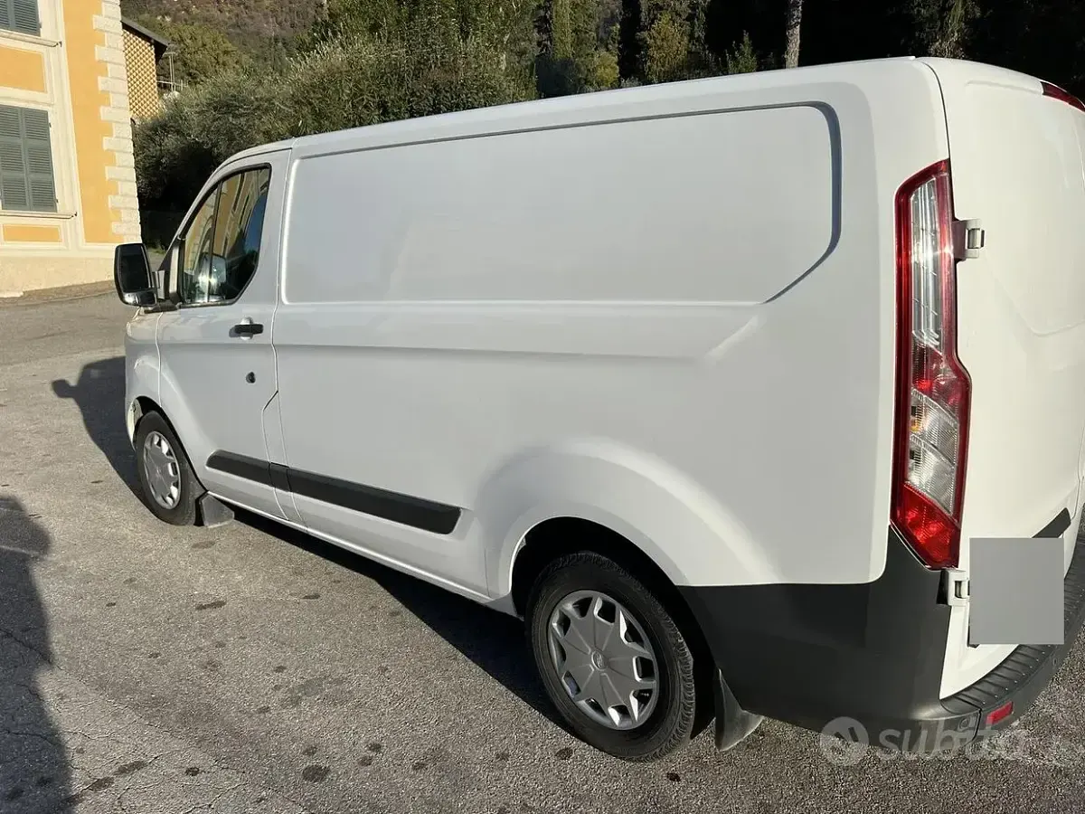 Usata Ford Transit Custom 125 CV (91 kW) 2016 Bianco