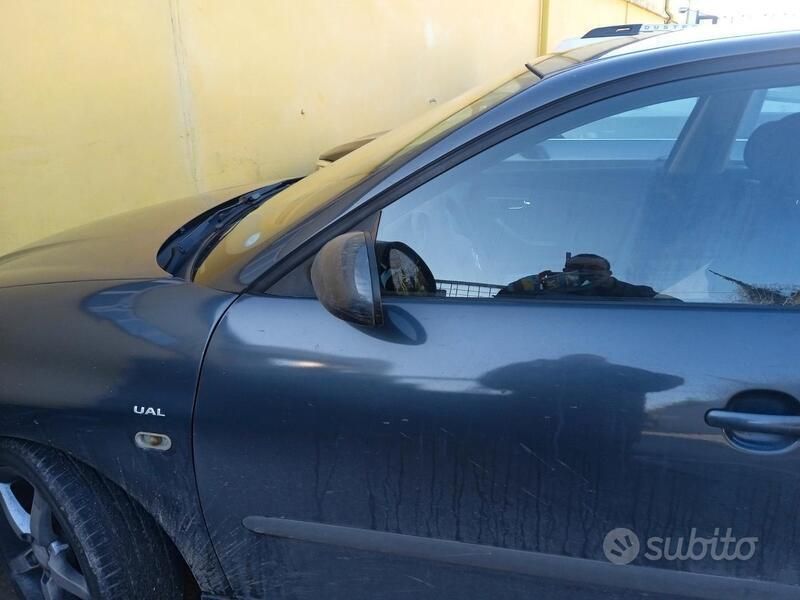 Nero Usata 2007 Seat Ibiza Tre volumi | 1000 € - Immagine 1/1