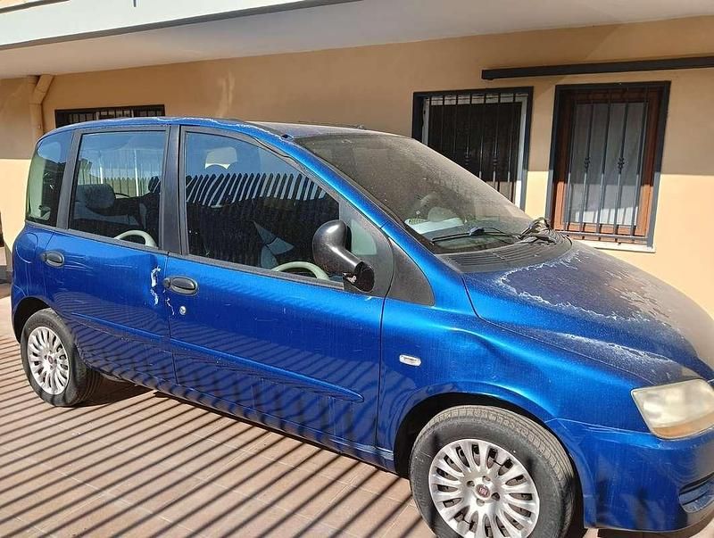 Usata Fiat Multipla 103 CV (75 kW) 2006 Blu/azzurro Monovolume