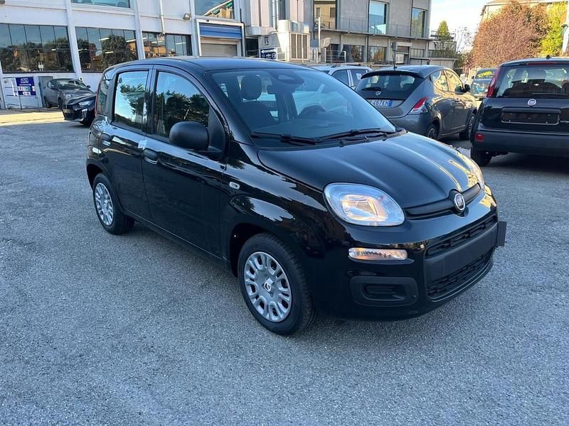 Nuova Fiat Panda Pop 69 CV (50 kW) 2025 Nero Utilitaria
