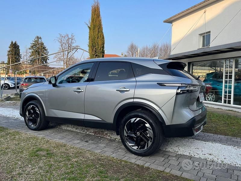Gebraucht Nissan Qashqai N-Connecta 140 PS (102 kW) 2025 Grau SUV