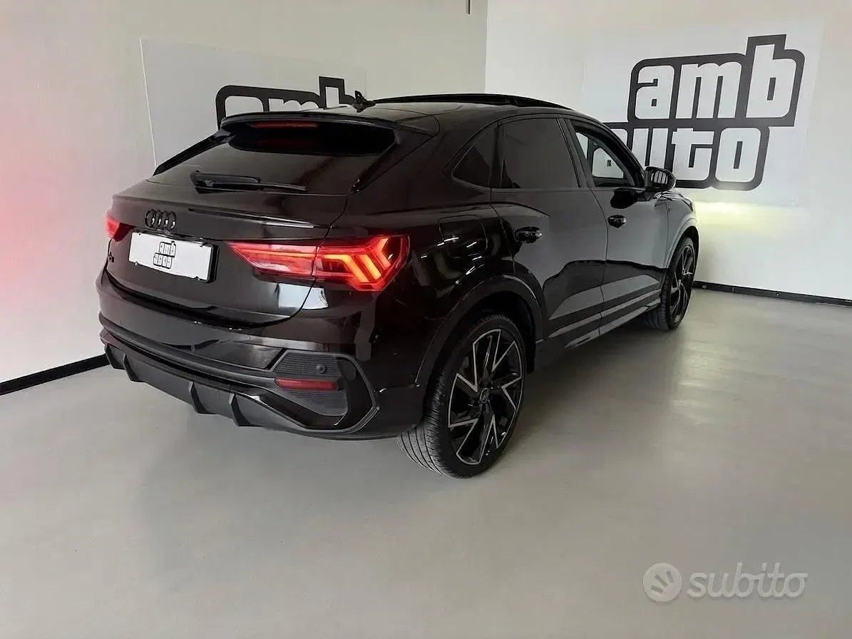 Usata Audi Q3 Sportback S-Line 150 CV (110 kW) 2024 Nero SUV