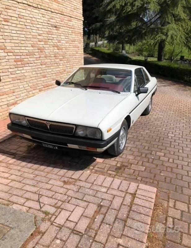 Usata Lancia Gamma 115 CV (84 kW) 1981 Bianco Coupé