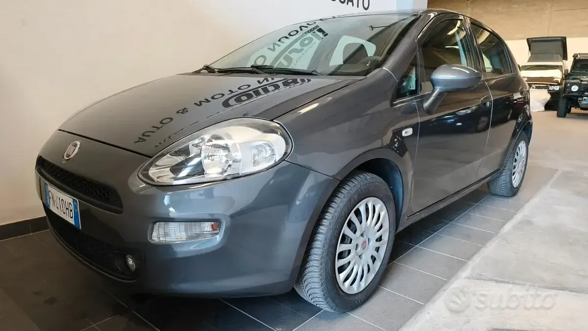 Usata Fiat Grande Punto Street 69 CV (50 kW) 2018 Grigio Utilitaria