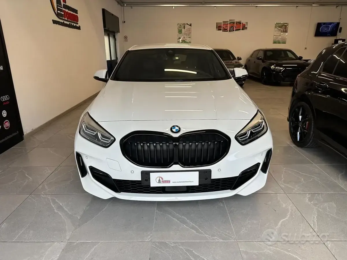 Usata BMW 118 M Sport 136 CV (100 kW) 2022 Bianco Utilitaria