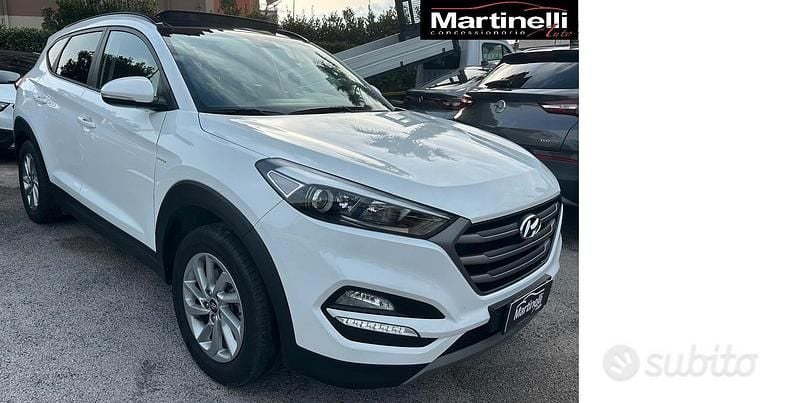 Usata Hyundai Tucson Edition 115 CV (84 kW) 2018 Marrone SUV