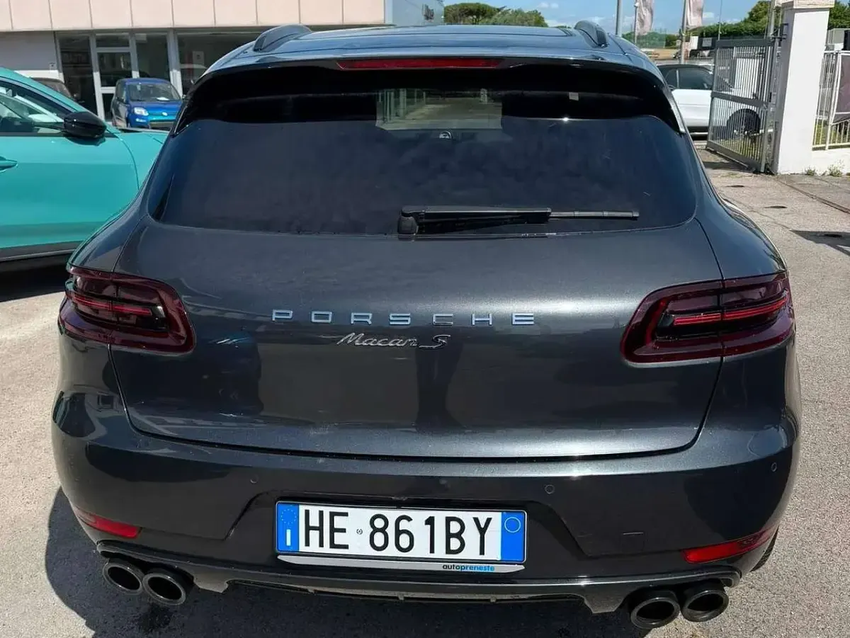 Usata Porsche Macan 250 CV (183 kW) 2017 Grigio SUV
