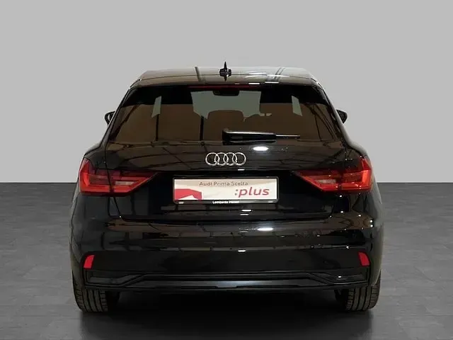 Usata Audi A1 Sportback Business 116 CV (85 kW) 2025 Nero mito metallizzato Utilitaria