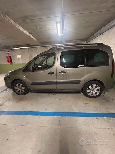 Usata Citroën Berlingo XTR 109 CV (80 kW) 2014 Marrone Monovolume