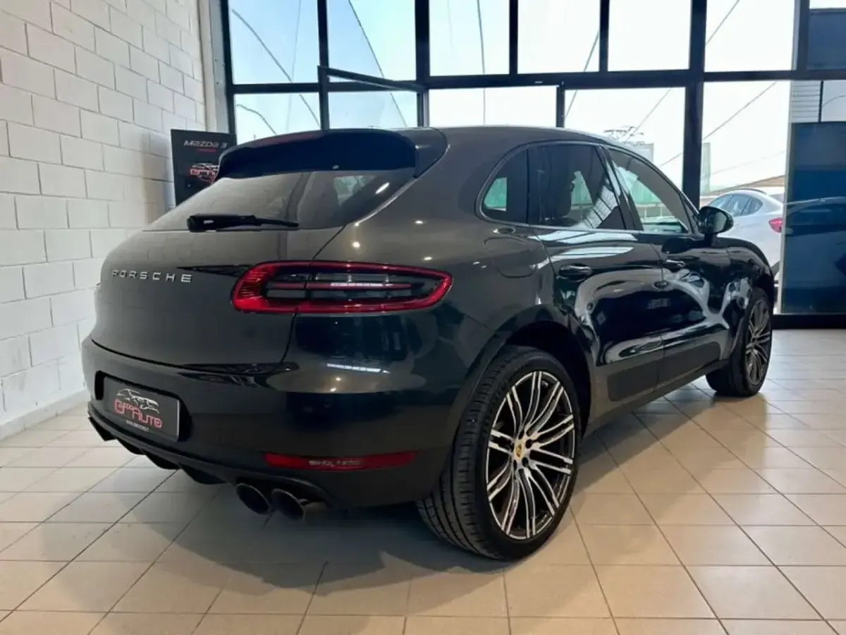 Usata Porsche Macan Sport 252 CV (185 kW) 2017 Grigio scuro SUV