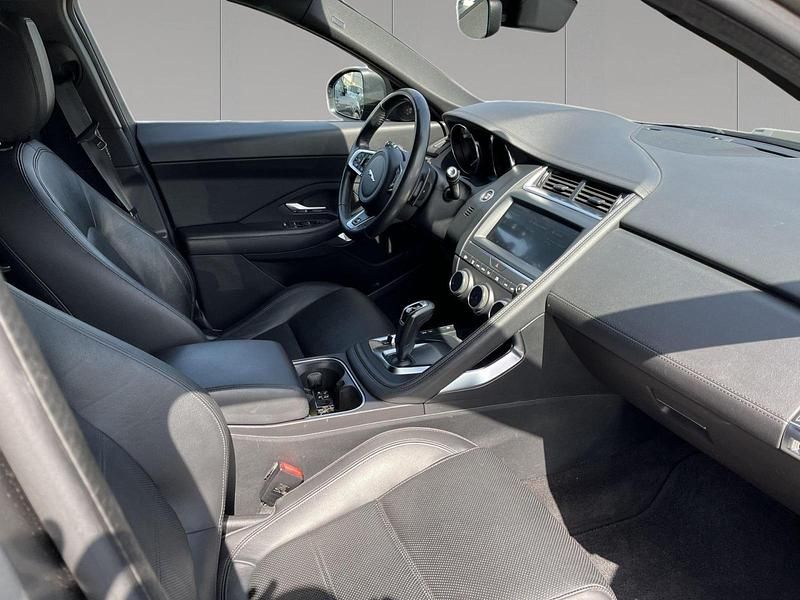 Usata Jaguar E-Pace S 150 CV (110 kW) 2020 Silicon silver SUV