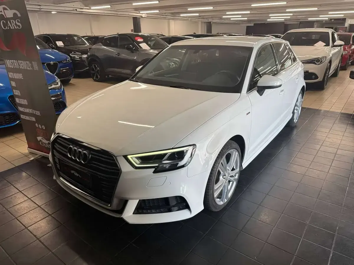 Usata Audi A3 S-Line 150 CV (110 kW) 2019 Bianco Berlina