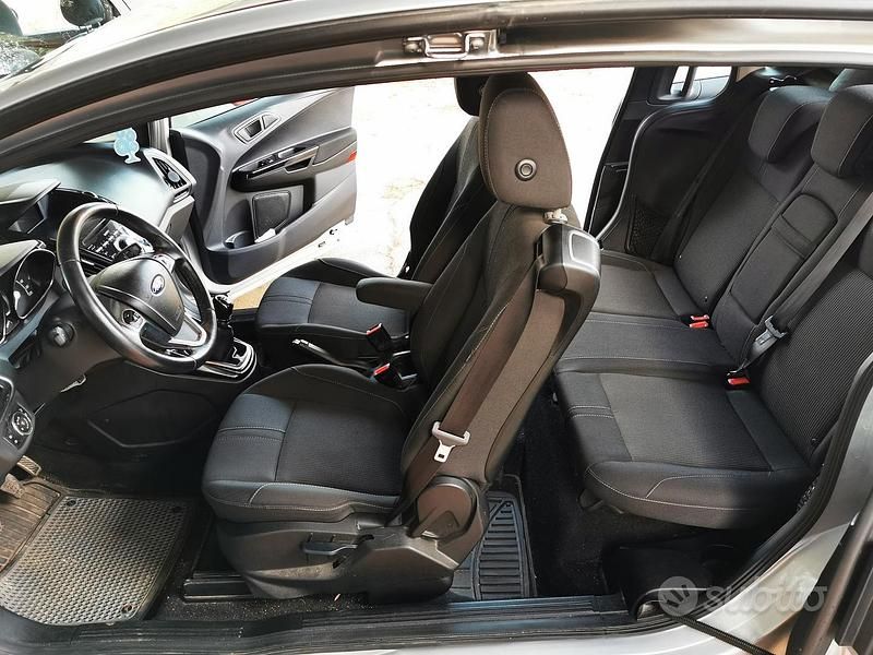 Usata Ford B-MAX 95 CV (69 kW) 2014 Grigio Monovolume
