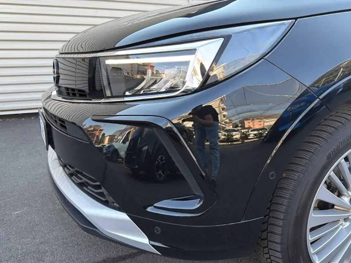 Usata Opel Grandland X Business Elegance 131 CV (96 kW) 2023 Nero SUV