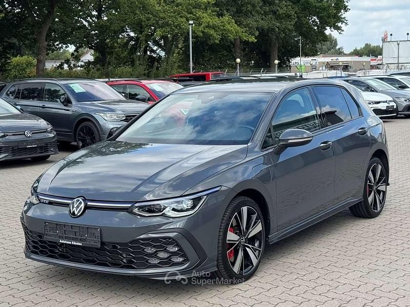 Gray Usata 2022 VW Golf GTE Tre volumi | 23.990 € (Ottimo prezzo) - Immagine 1/4