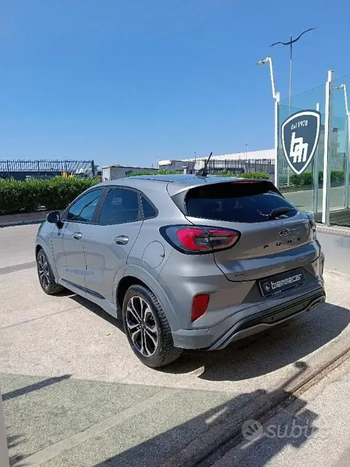 Usata Ford Puma ST-Line 125 CV (91 kW) 2024 Grigio SUV