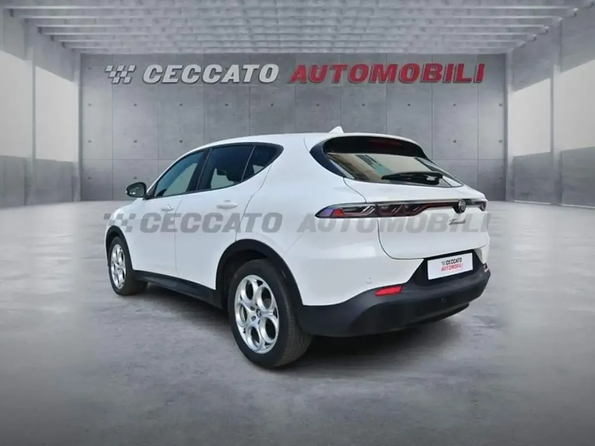 Usata Alfa Romeo Tonale Sprint 130 CV (95 kW) 2023 Bianco SUV