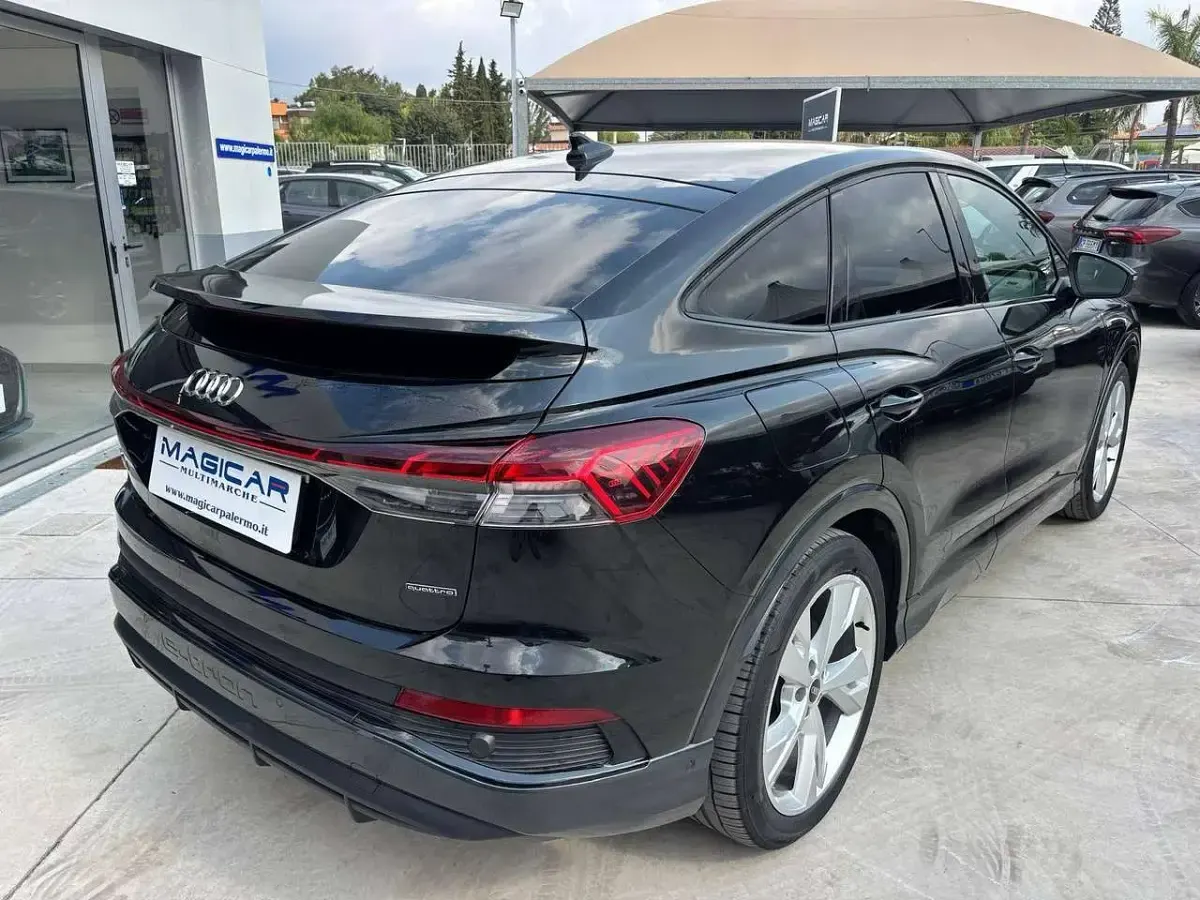 Usata Audi Q4 Sportback e-tron S-Line 77 kW (105 CV) 2023 Nero SUV