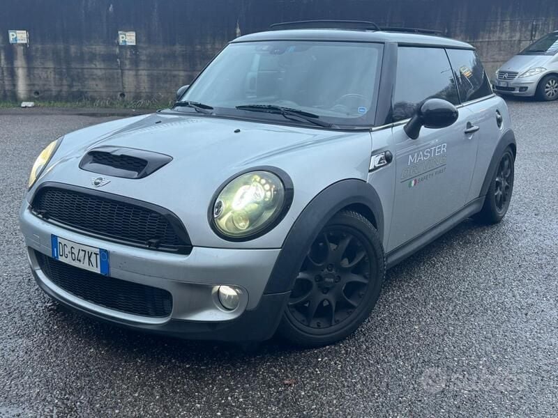 Grigio Usata 2007 Mini Cooper S Utilitaria | 7800 € - Immagine 1/4