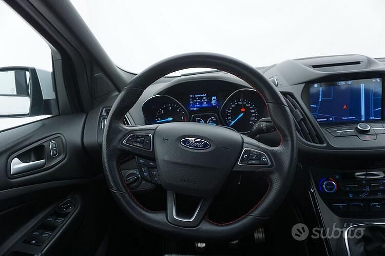 Usata Ford Kuga ST-Line 120 CV (88 kW) 2019 Bianco SUV