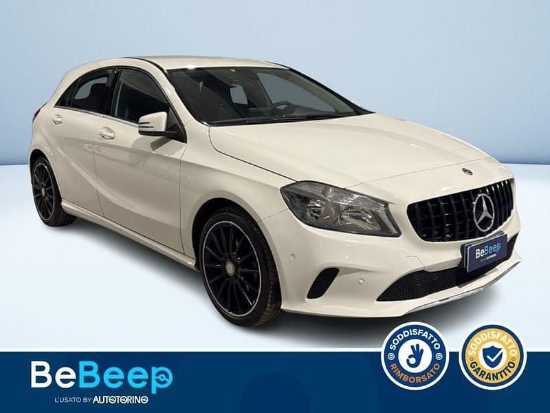 Usata Mercedes A180 Premium 109 CV (80 kW) 2017 Bianco pastello Berlina