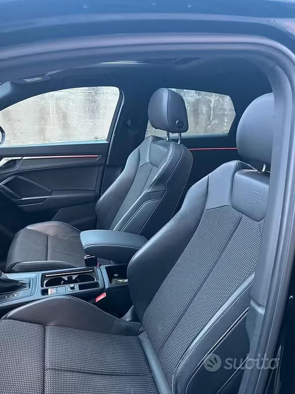 Usata Audi Q3 Ambiente 150 CV (110 kW) 2021 Nero SUV
