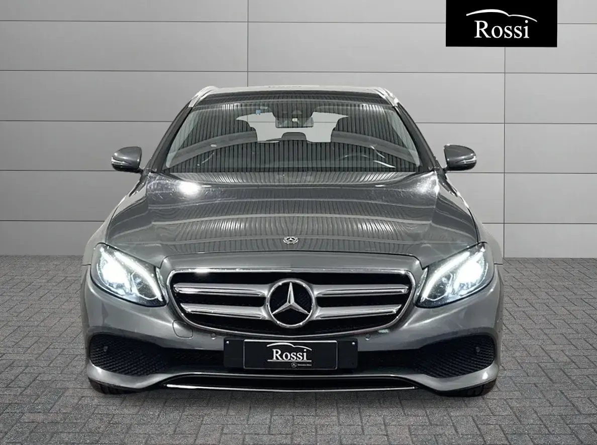 Usata Mercedes 220 Business 194 CV (142 kW) 2017 Station wagon