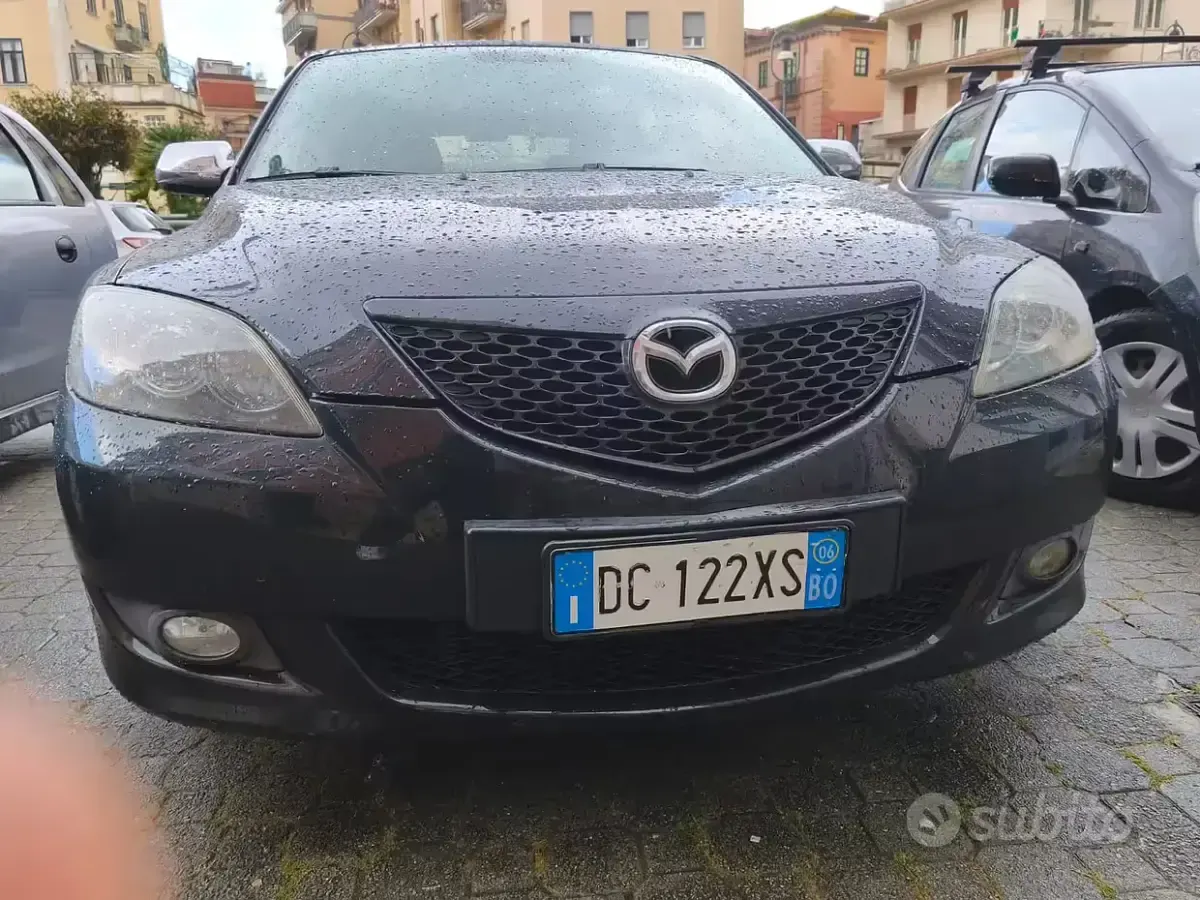 Usata Mazda 3 105 CV (77 kW) 2006 Nero Berlina