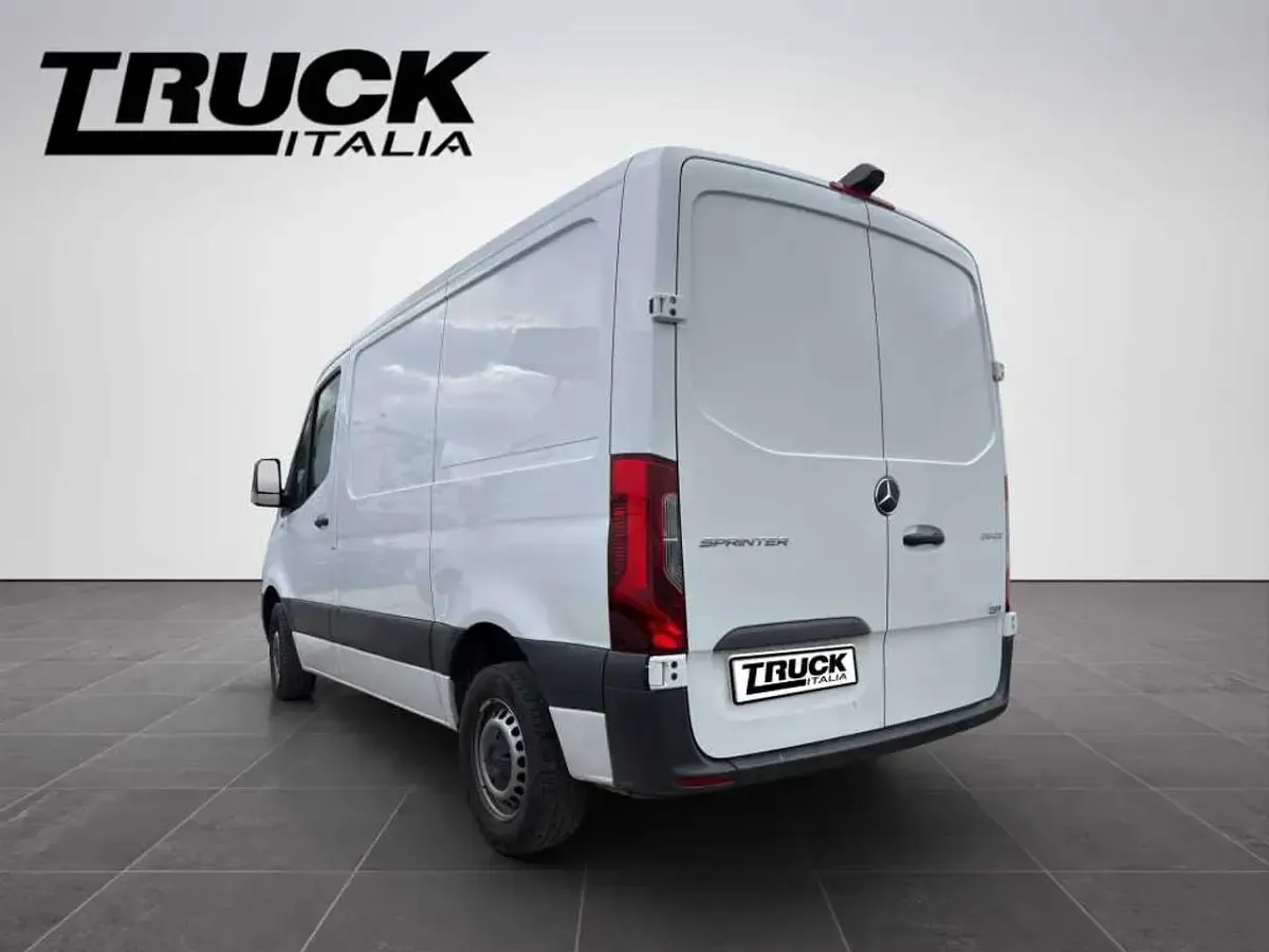 Usata Mercedes Sprinter 150 CV (110 kW) 2023 Bianco Furgone