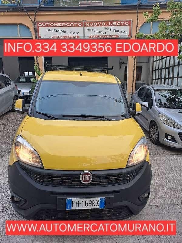 Usata Fiat Doblò 95 CV (69 kW) 2017 Giallo Monovolume
