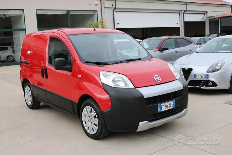 Usata Fiat Fiorino 95 CV (69 kW) 2016 Rosso Monovolume