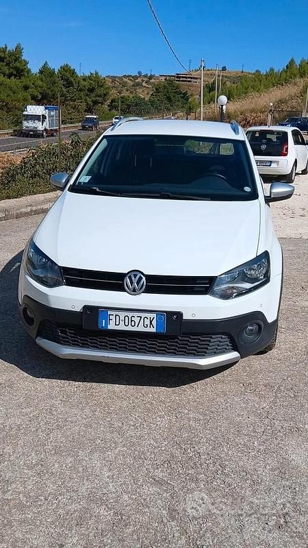 Usata VW Polo Cross 90 CV (66 kW) 2016 Bianco Utilitaria