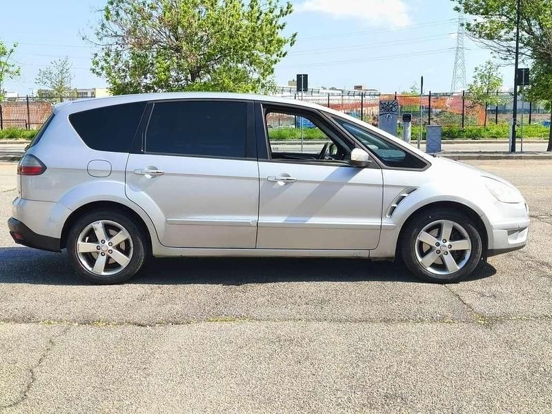 Usata Ford S-MAX Titanium 175 CV (128 kW) 2008 Monovolume