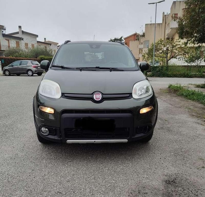 Usata Fiat Panda 4x4 S 95 CV (69 kW) 2016 Utilitaria