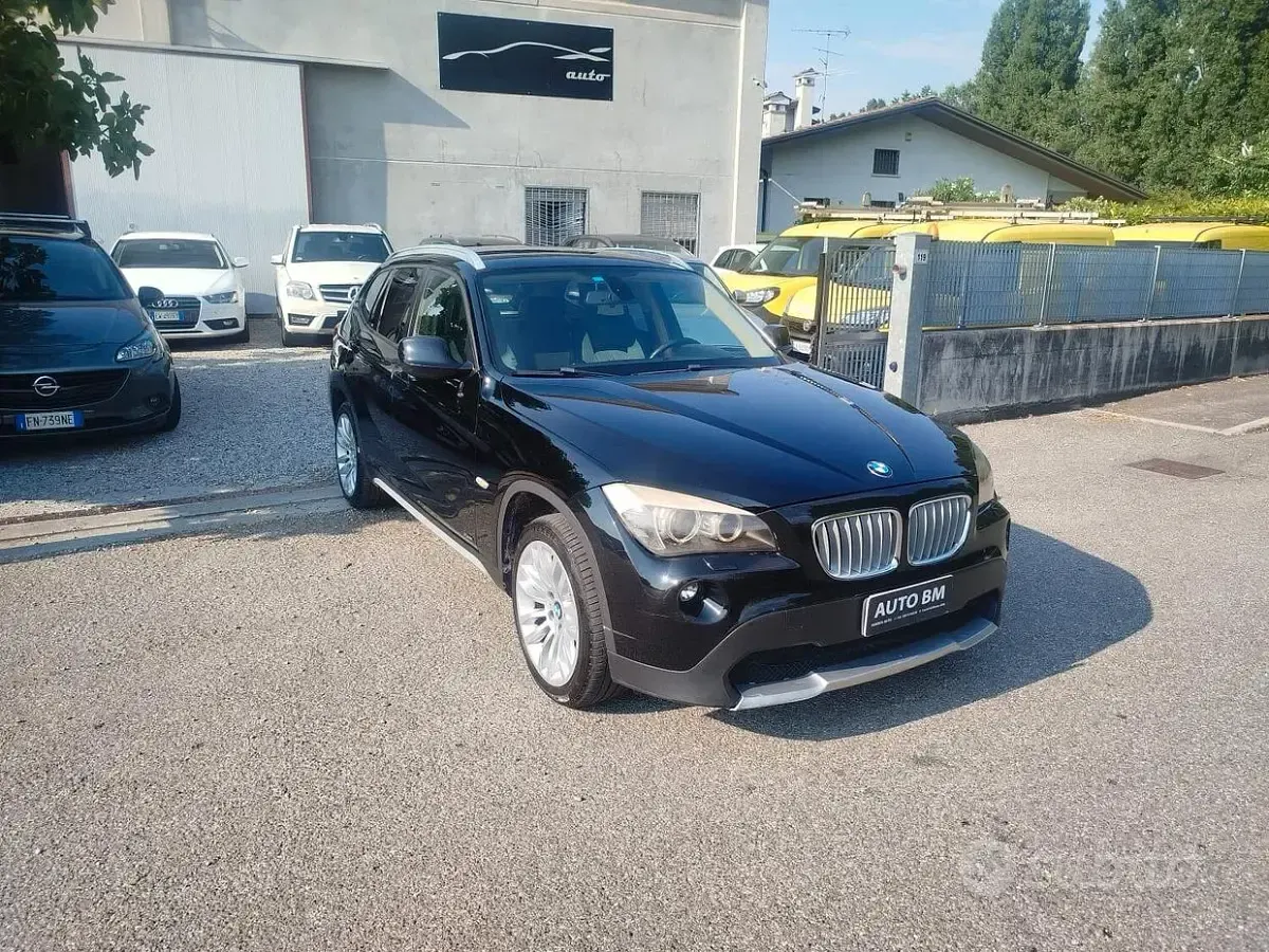 Usata BMW X1 Advantage 177 CV (130 kW) 2009 Nero SUV