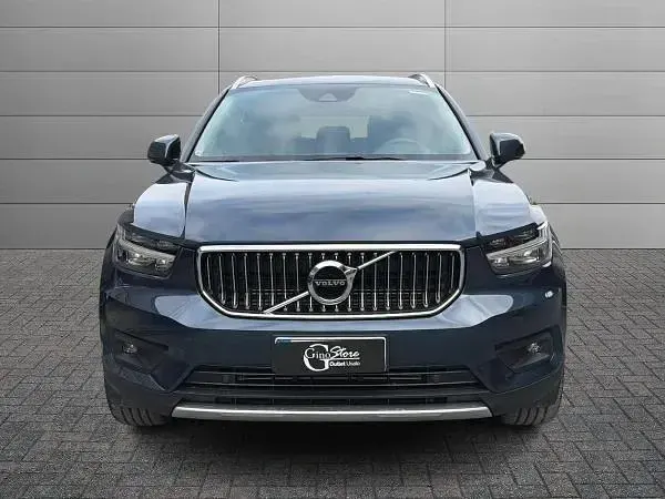 Usata Volvo XC40 Inscription 129 CV (94 kW) 2022 Blu SUV