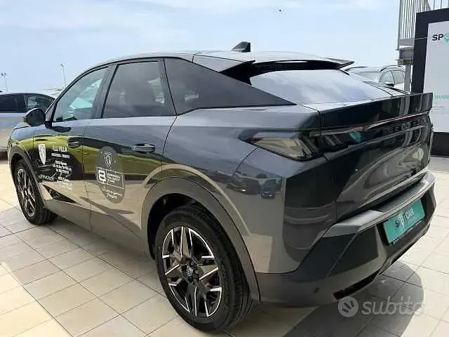 Nuova Peugeot 3008 Allure 136 CV (100 kW) 2025 SUV