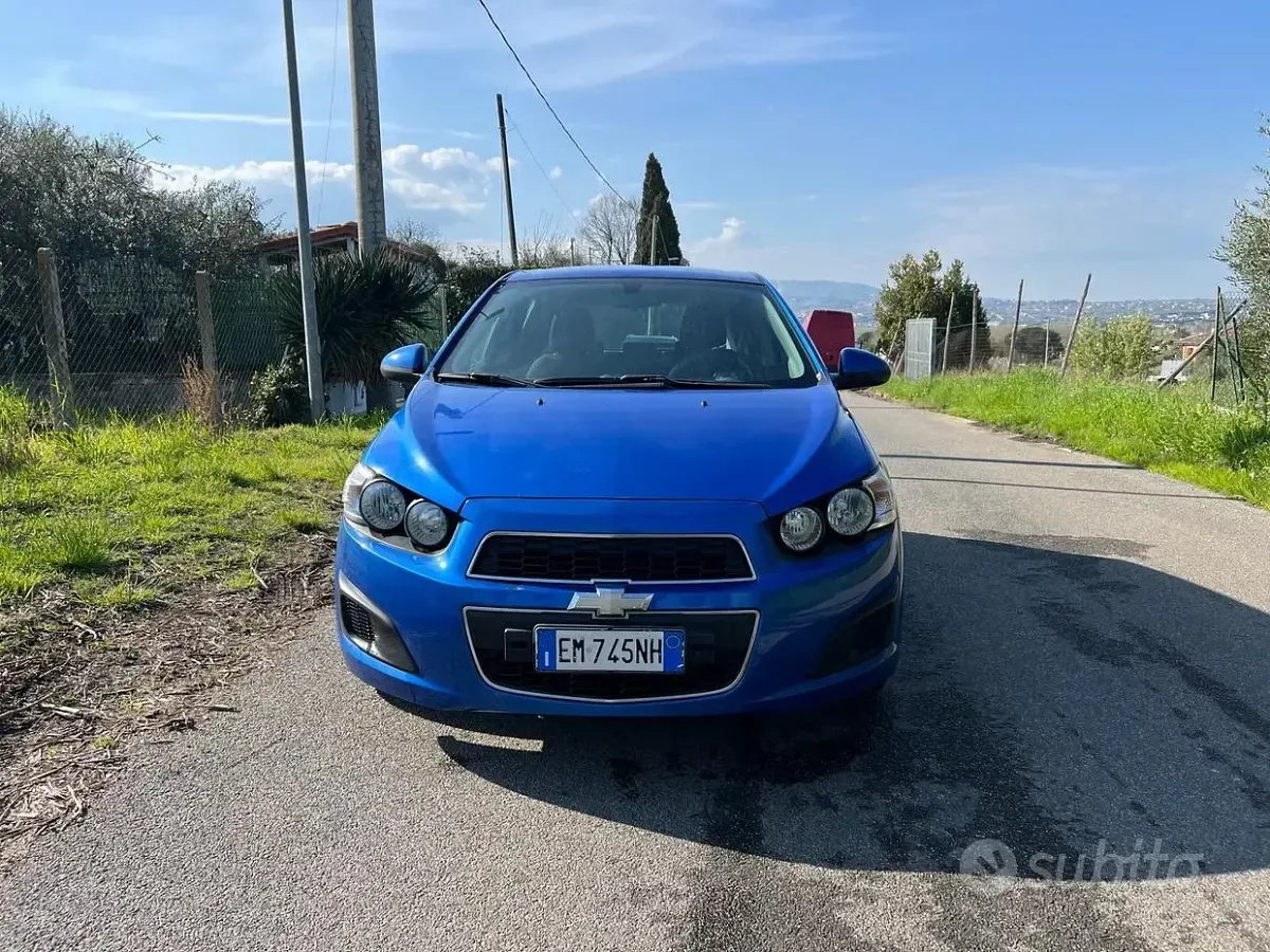 Usata Chevrolet Aveo LS 69 CV (50 kW) 2012 Bianco Berlina