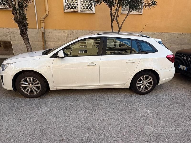 Usata Chevrolet Cruze 136 CV (100 kW) 2013 Bianco Station wagon
