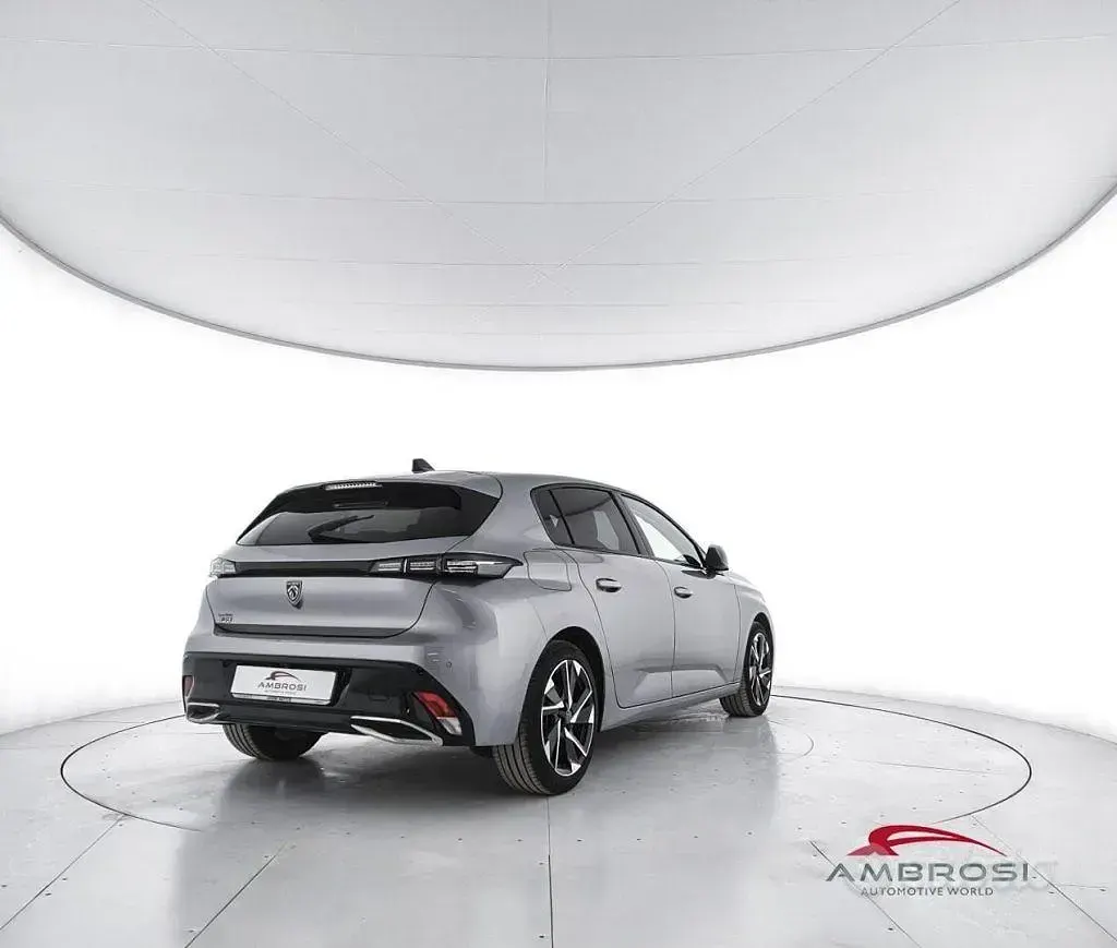 Usata Peugeot 308 Allure 131 CV (96 kW) 2023 Grigio Utilitaria