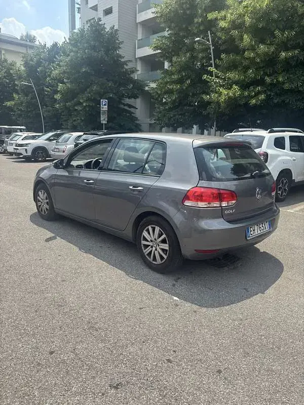 Usata VW Golf VI Comfortline 105 CV (77 kW) 2011 Utilitaria
